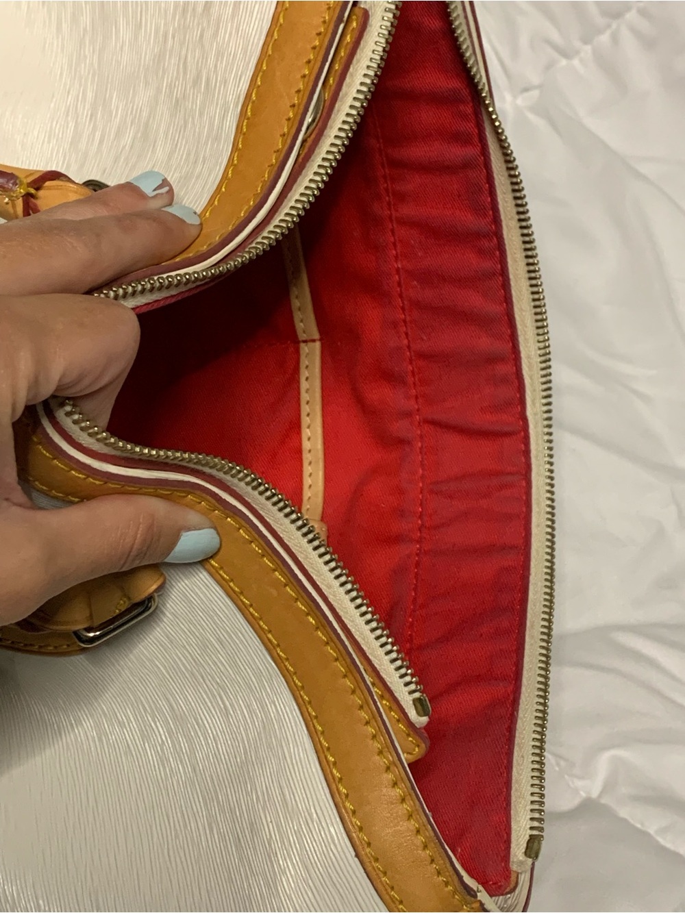Dooney & Bourke - Picture 12 of 15